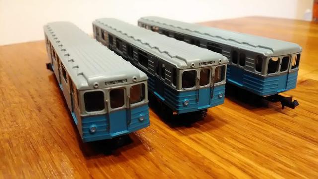 ロシア(ソ連)の地下鉄 鉄道模型(Ｎゲージ)基本４両セット