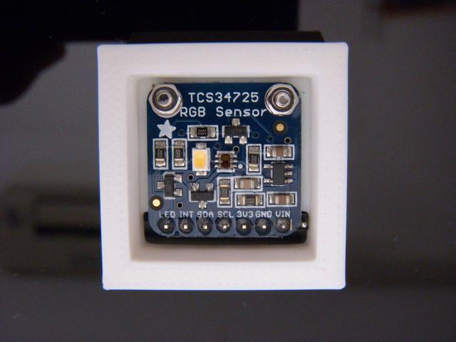 RGB Sensor ケース（TCS34725）